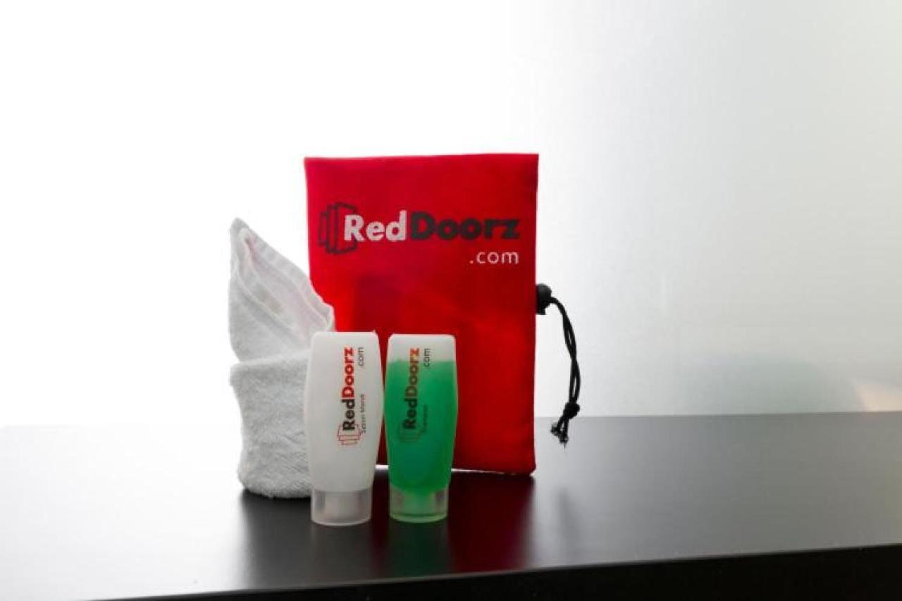 Reddoorz Plus Near Stie Ykpn Maguwo Екстер'єр фото